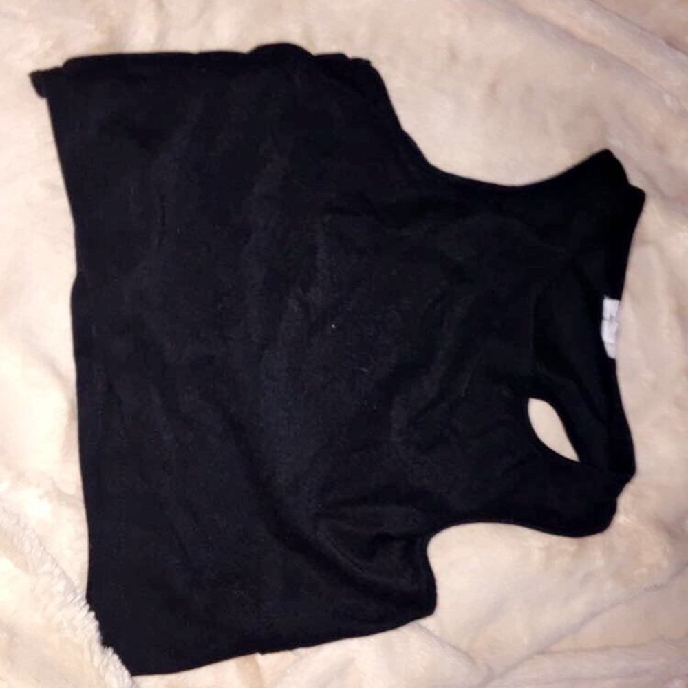 high neck crop tops